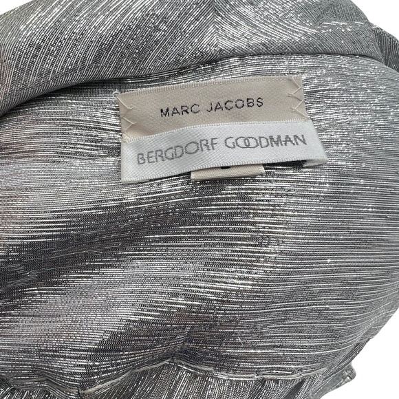 MARC JACOBS FOR BERGDORF GOODMAN SILVER SILK LAMÉ TOP - Picture 14 of 16